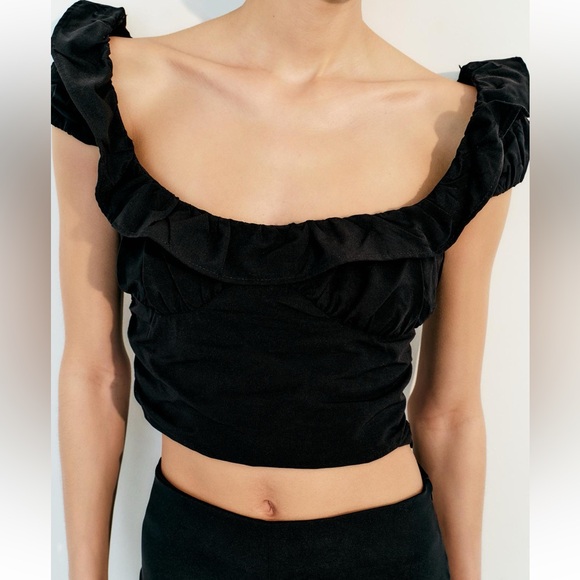 ZARA RUFFLED STRETCH TOP - Picture 4 of 14